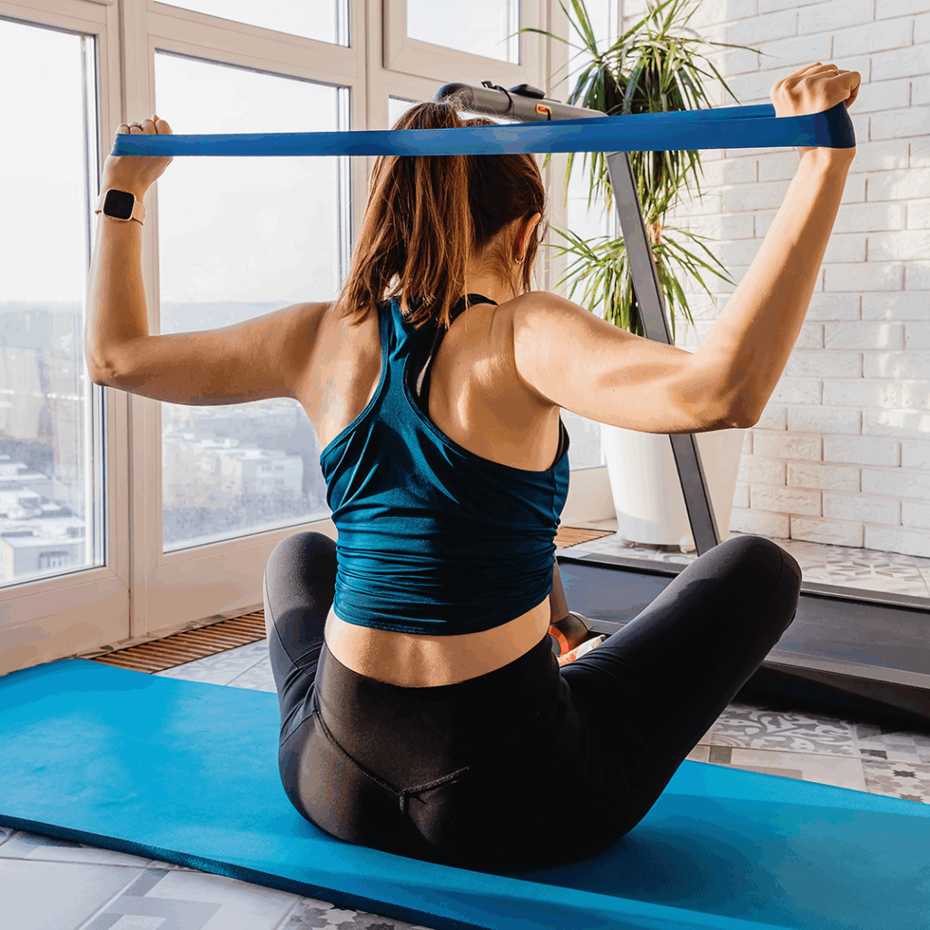 woman doing resistance training